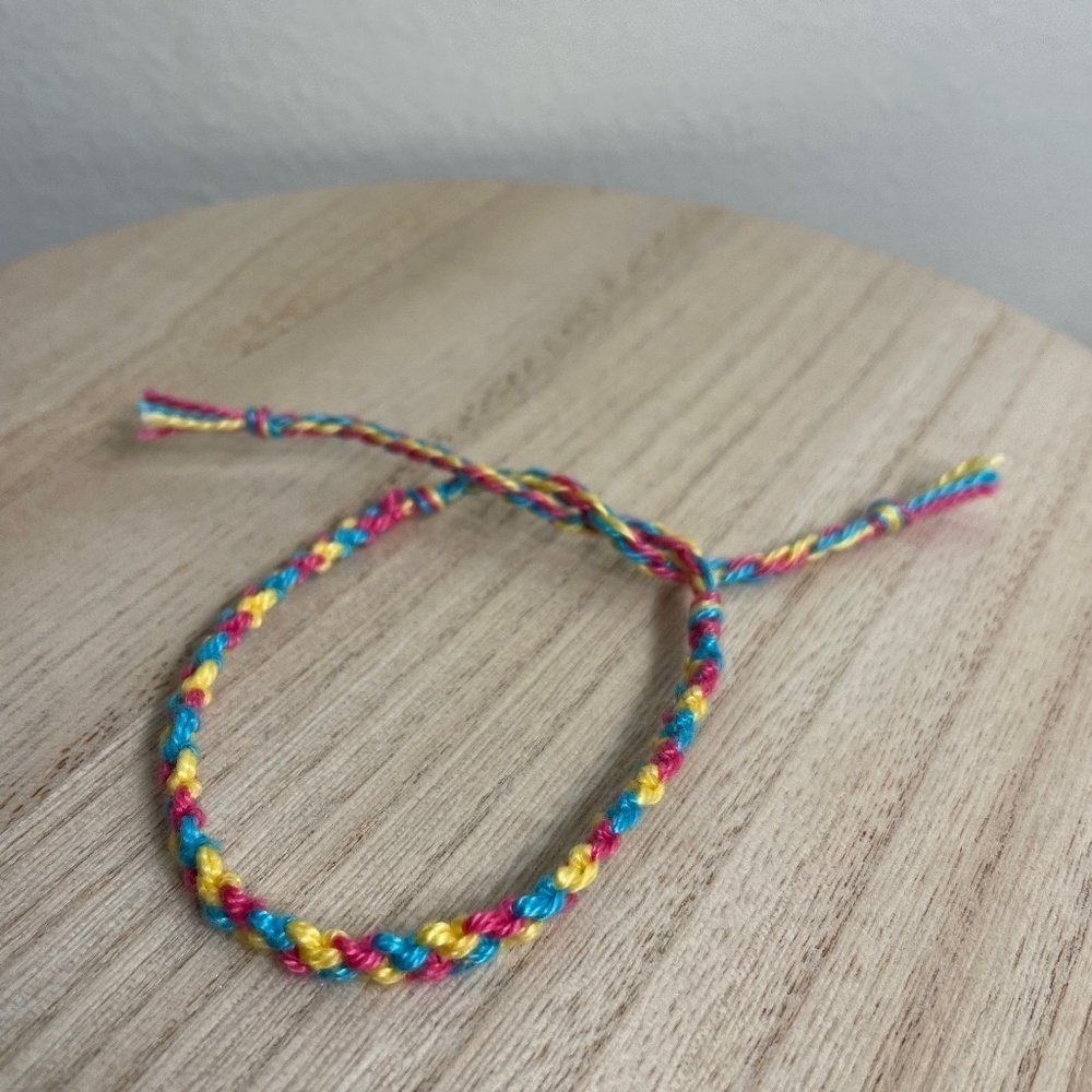 10/$25 Summer Woven Bracelet